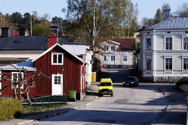 View of Strandgatan. It is the same building as above to the right, in the block Torsken.